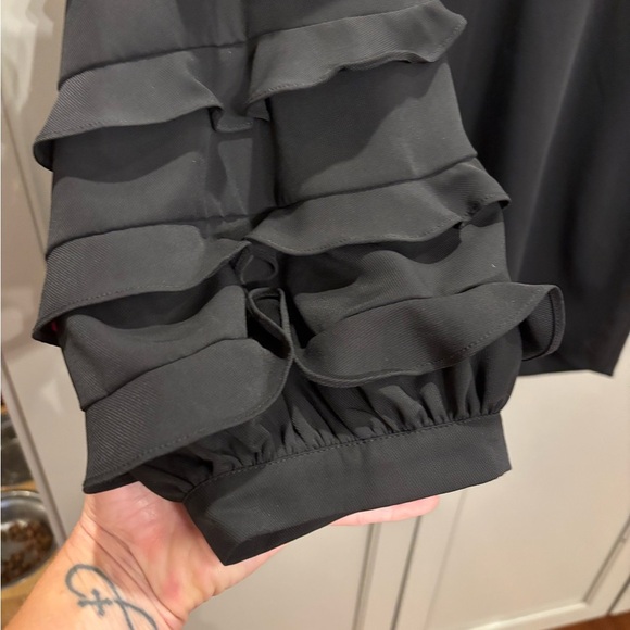 Amanda Uprichard Black Layered Sleeve Blouse - Picture 3 of 6